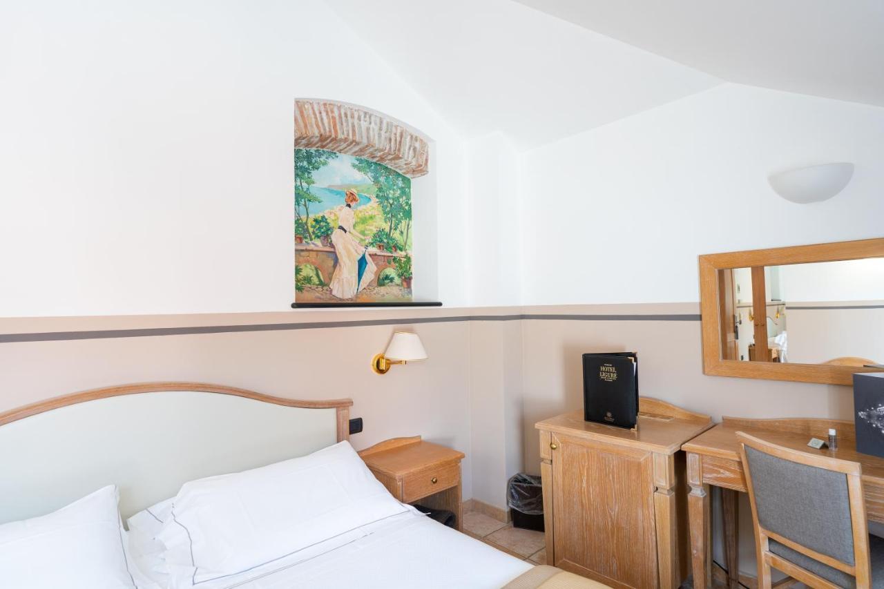 Hotel Ligure Αλάσιο Εξωτερικό φωτογραφία