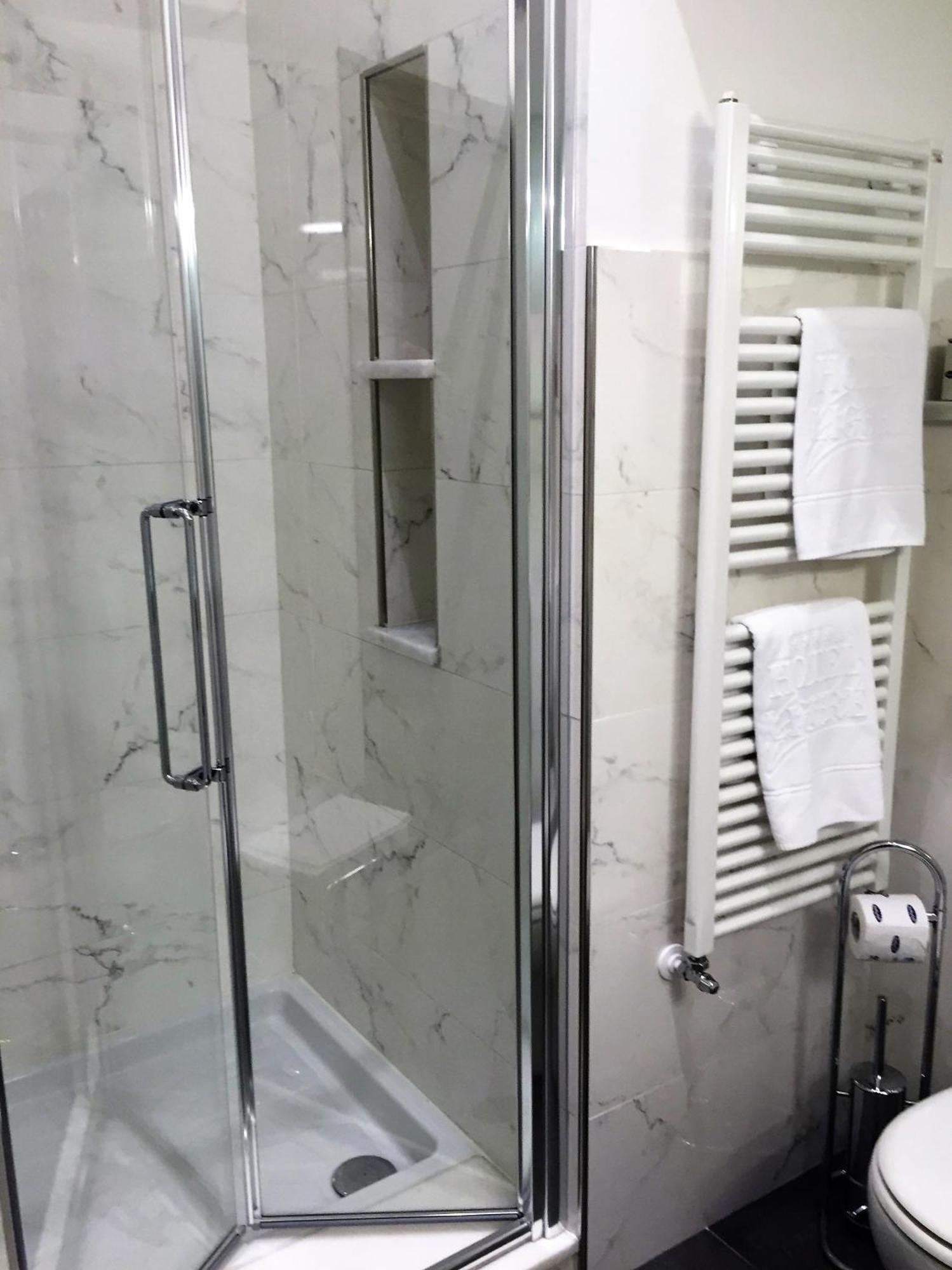 Hotel Ligure Αλάσιο Εξωτερικό φωτογραφία