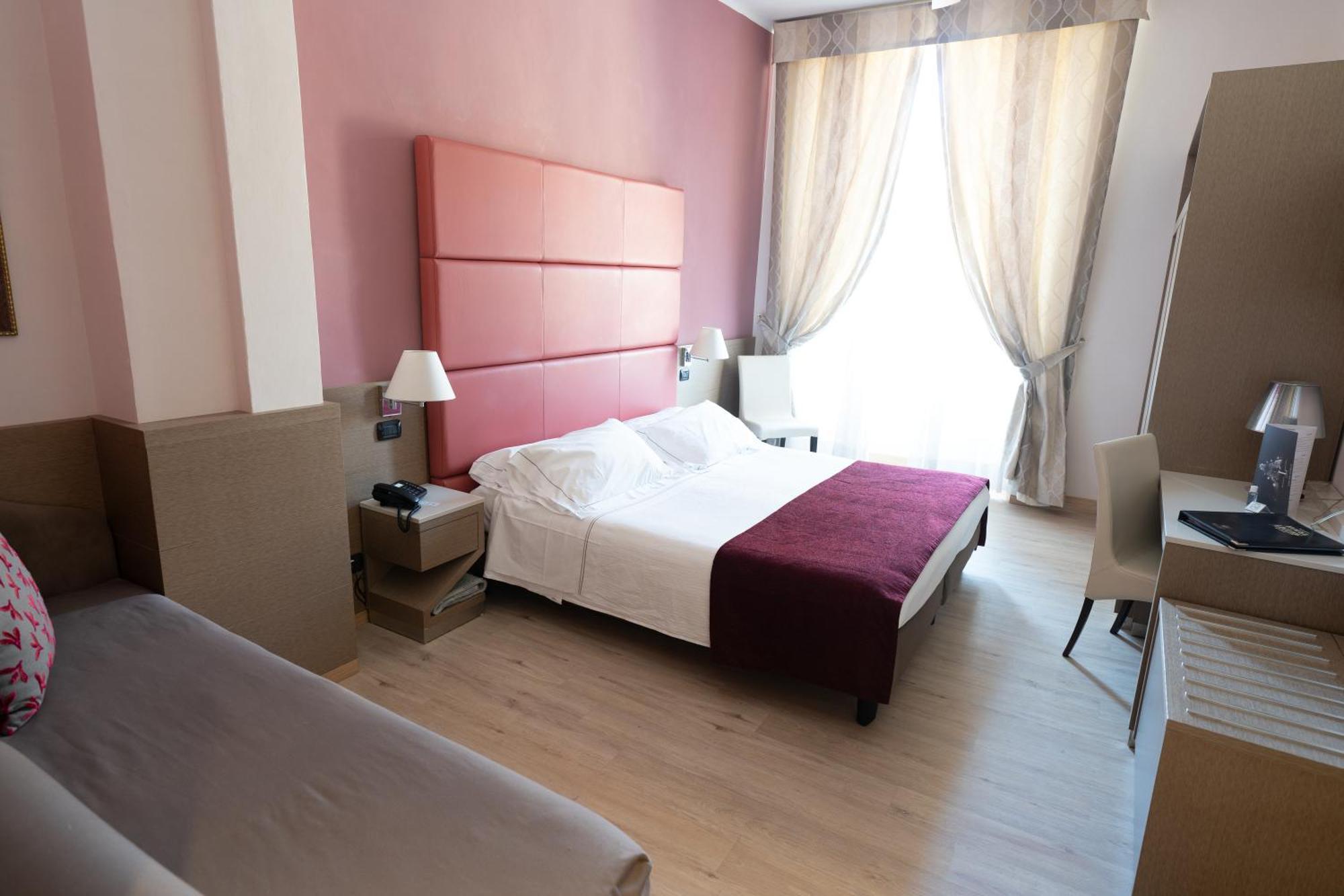 Hotel Ligure Αλάσιο Εξωτερικό φωτογραφία
