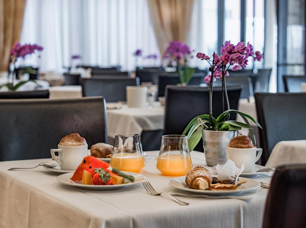 Hotel Ligure Αλάσιο Εξωτερικό φωτογραφία