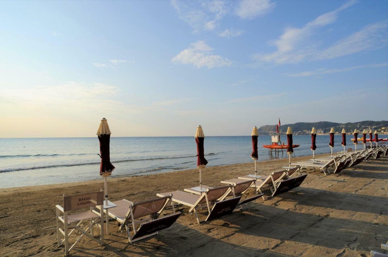 Hotel Ligure Αλάσιο Εξωτερικό φωτογραφία